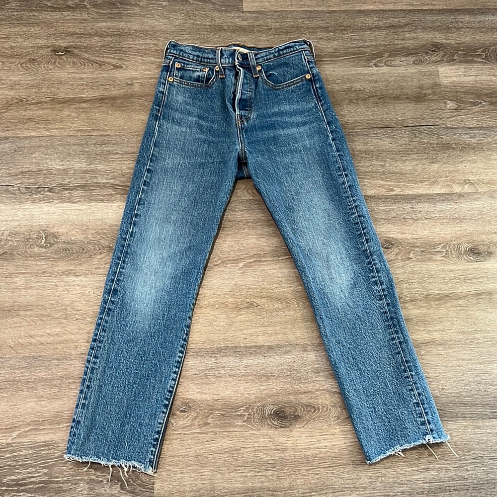 Levi’s Wedgie Straight Cropped Jeans